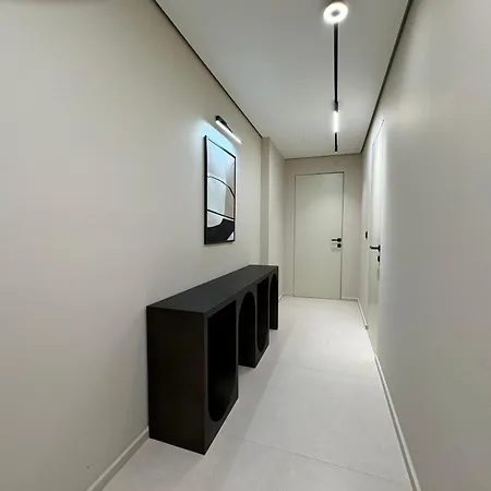 Dani Deluxe Hotel *