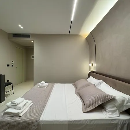 Hotel Dani Deluxe